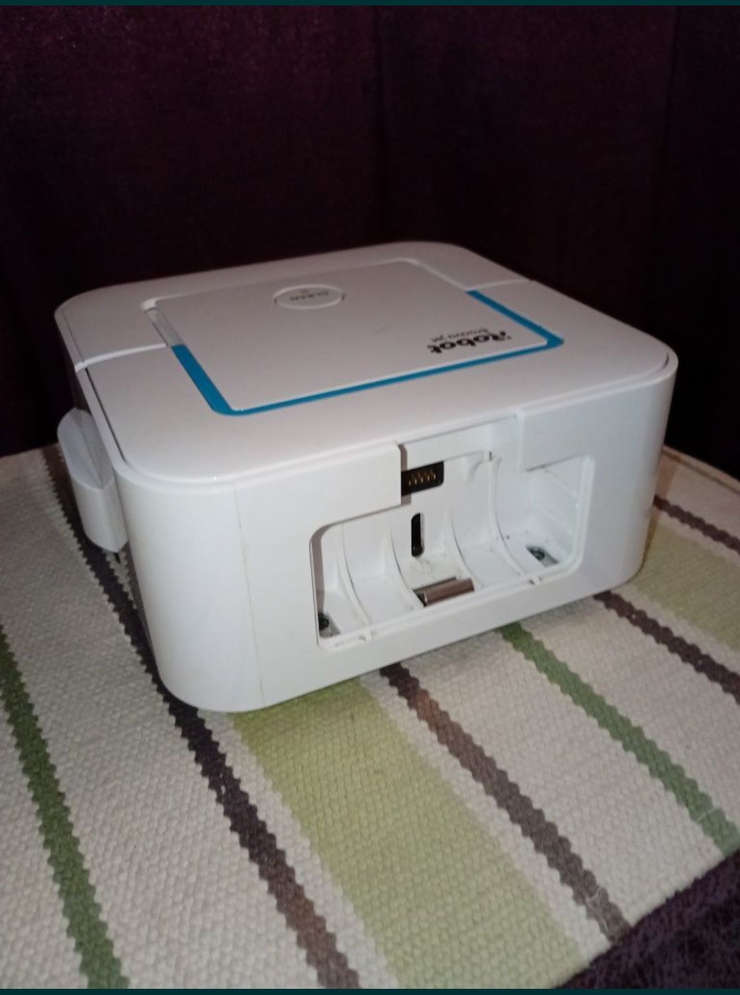 Aspirator IRobot Brava Jet 250(pentru piese)