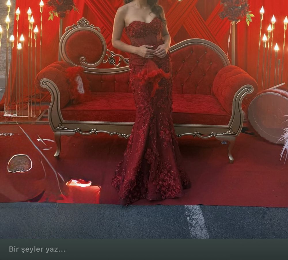 Официална— рокля