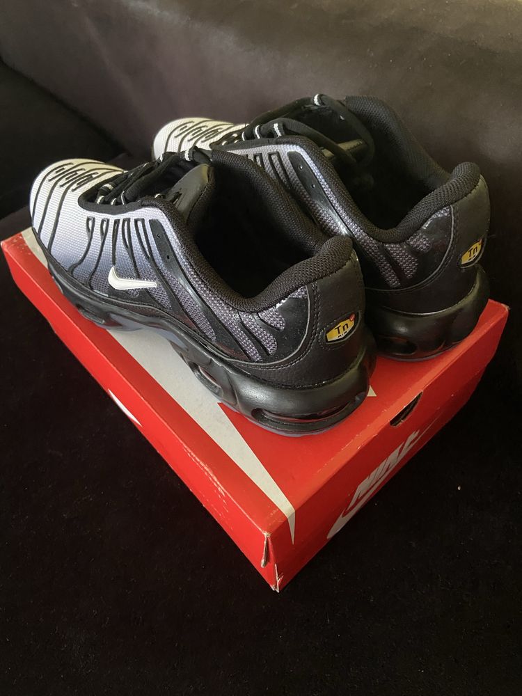 Nike Air Max Plus TN Black&White 40,41,42,43,44 POPULAR
