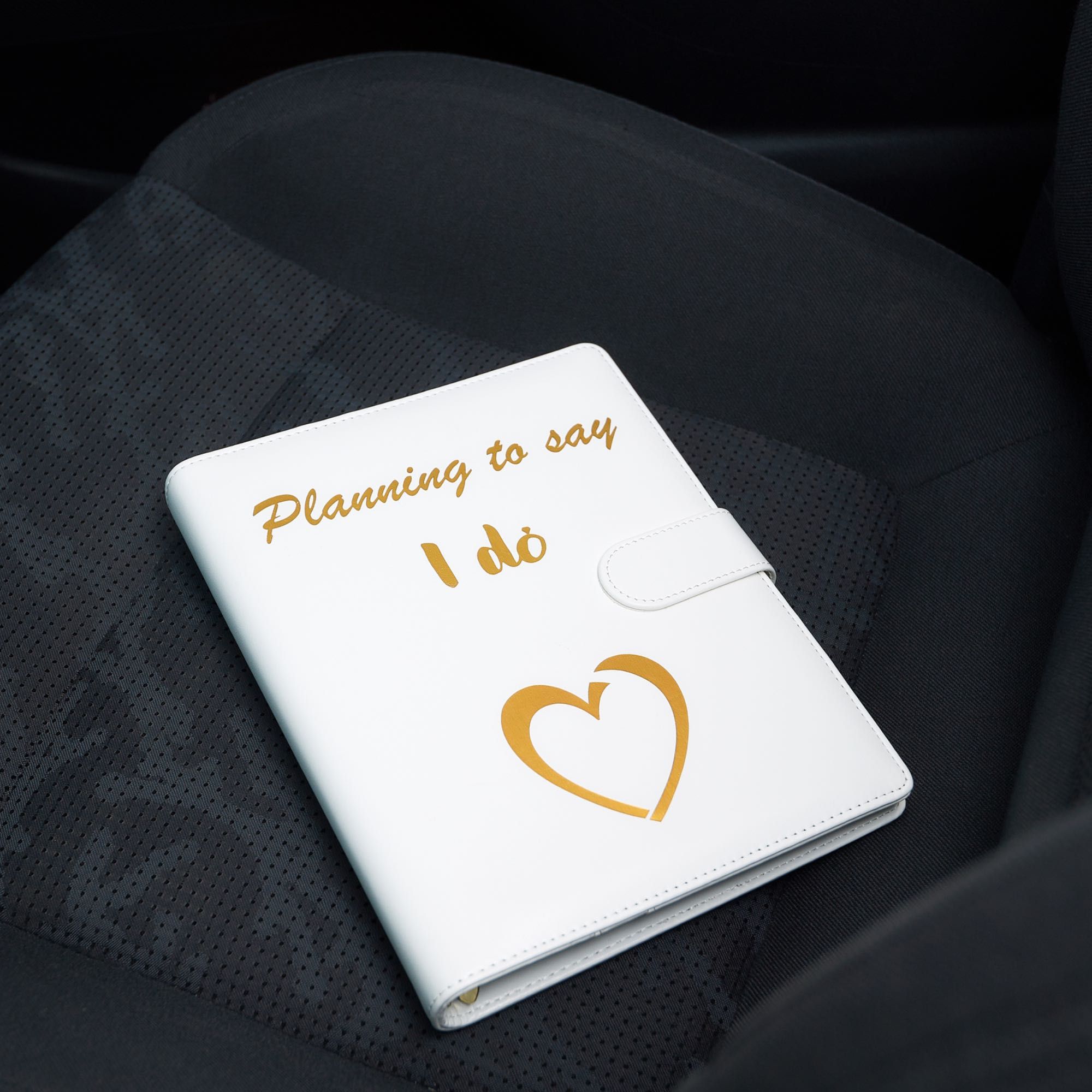 Planner nunta - nou, alb