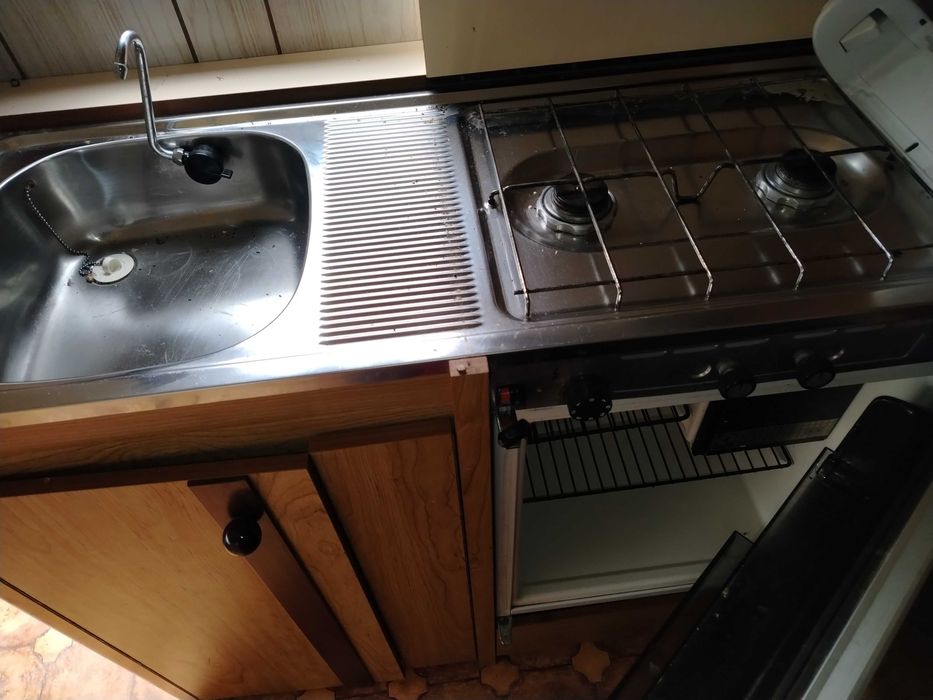 Rulotă cu acte 650 kg