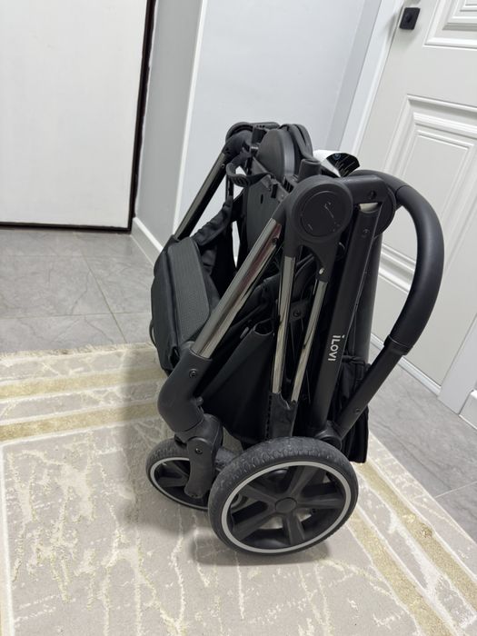 Коляска прогулочная iLove