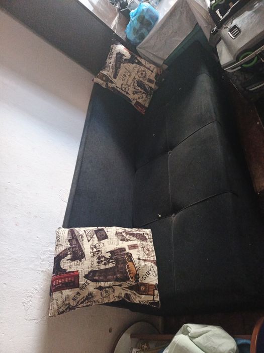 Продам почти новый раскладной диван