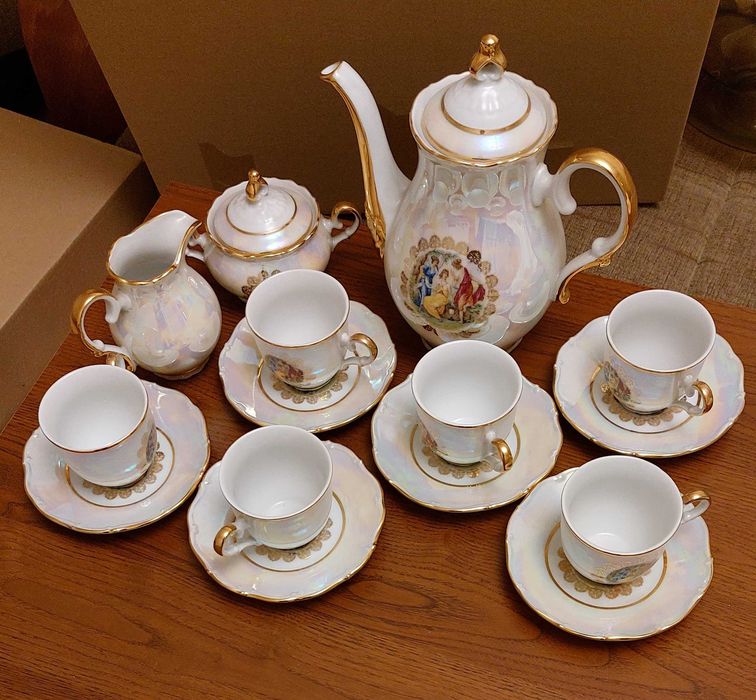 Cервиз "Мадонна" (Чехия) на 6 персон в прекрасном состоянии.