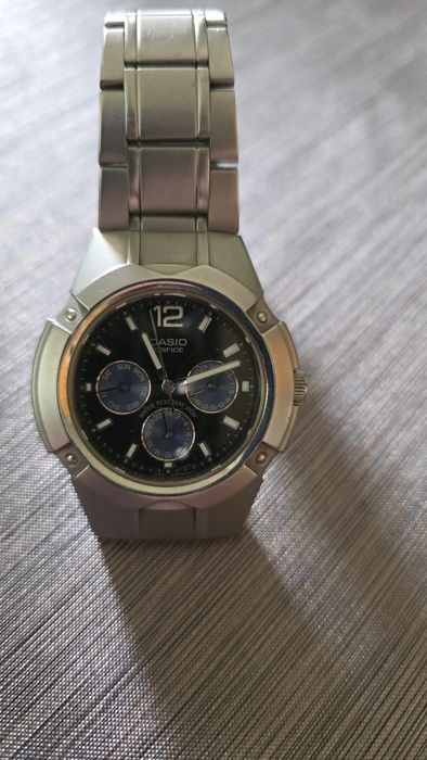 Casio Edifice EF-303/EFR-303