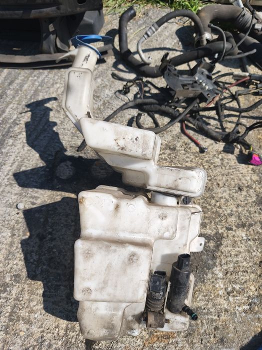 Vas lichid parbriz cu spălătoare faruri Volkswagen Passat B6
