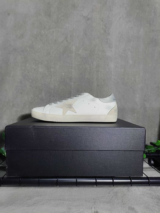 Golden Goose marimea 42