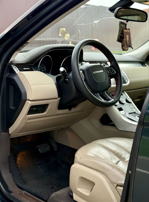 Range Rover Evoque 2.2TD4   150cp