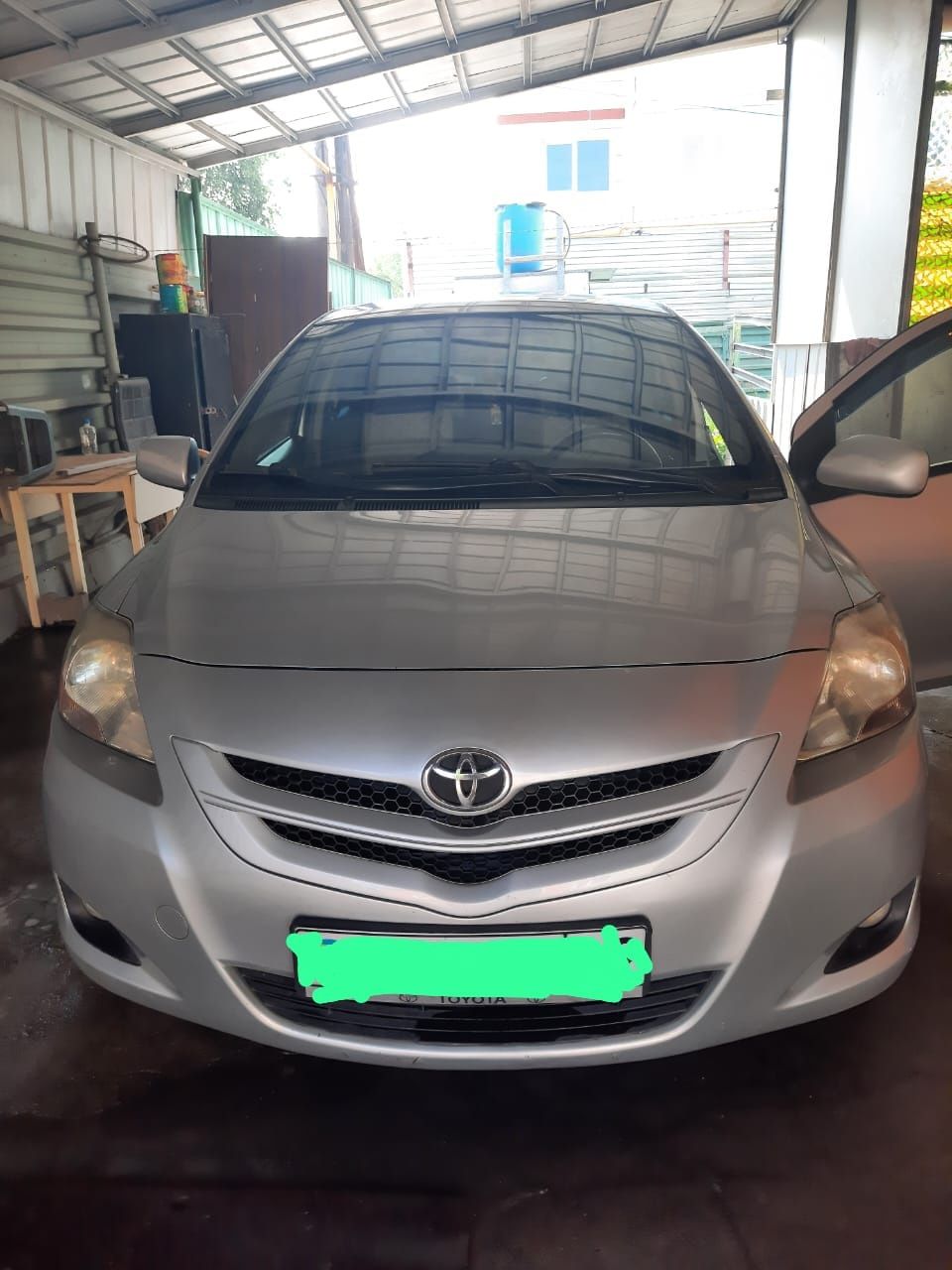 Продам  Toyota  Yaris  2008 г