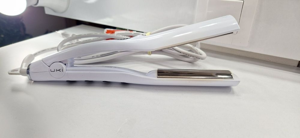 Професионална преса за коса