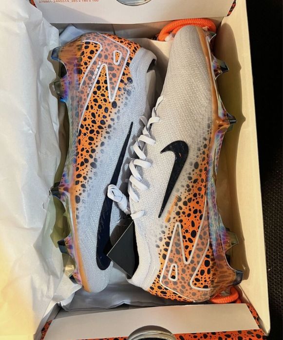 vand ghete de fotbal air zoom 42