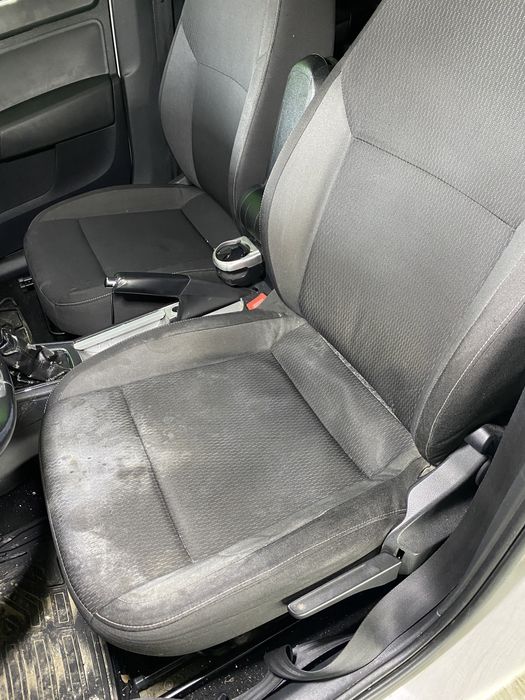 Curatare tapiterie auto DETAILING AUTO curatare scaune auto polish