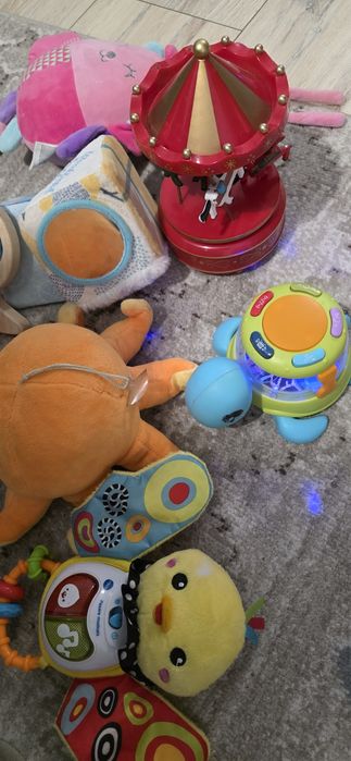 Lot jucarii bebe