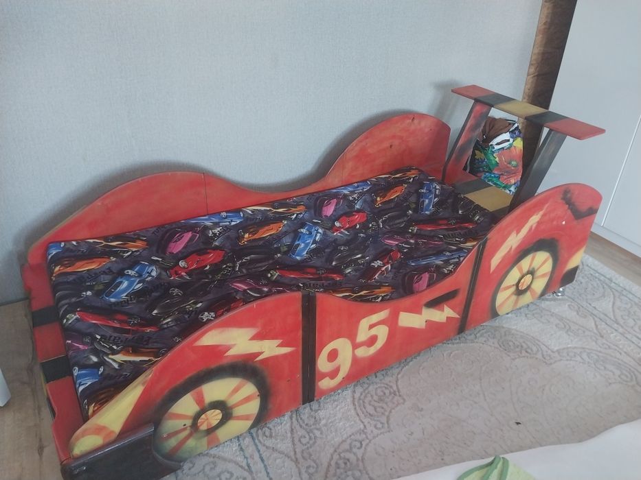 Детская кровать для мальчиков