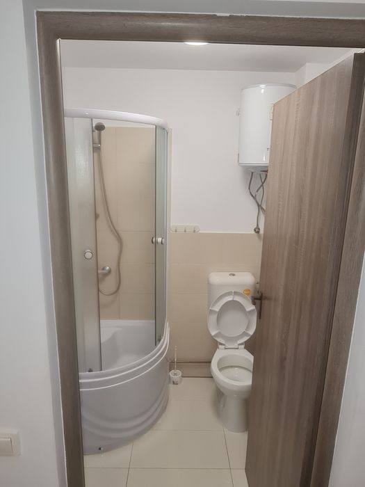 Inchiriez apartament cu o camera