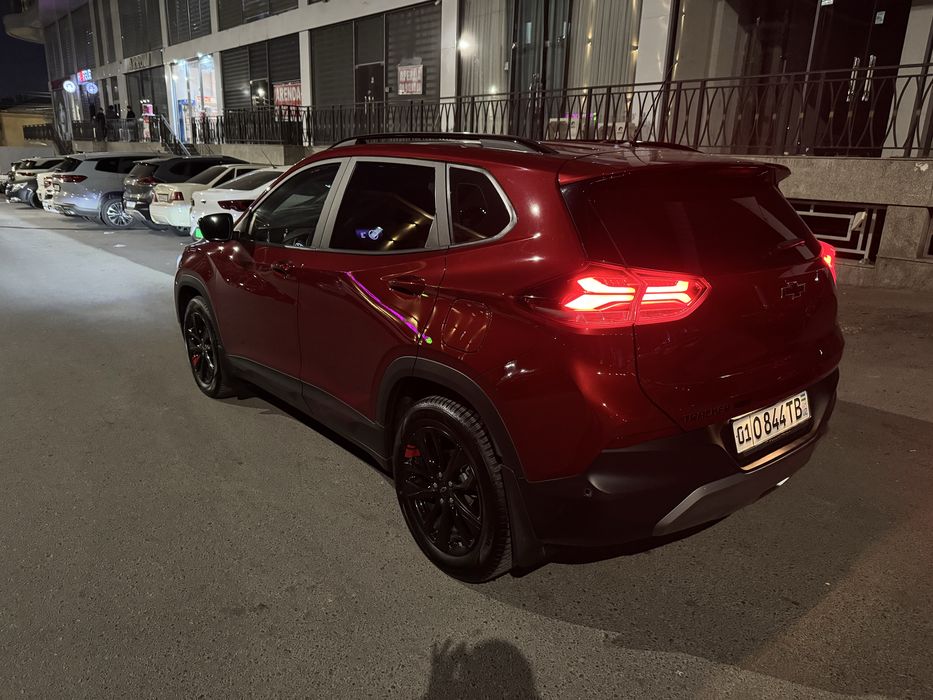 Tracker 325t redline