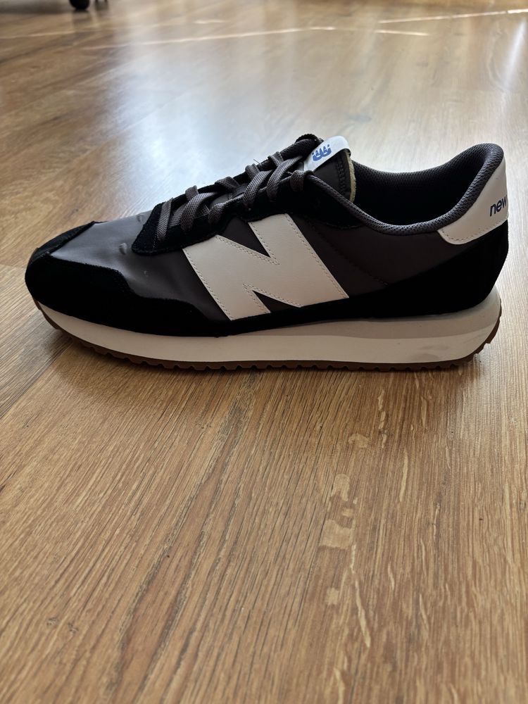 New Balance 237 Чисто нови