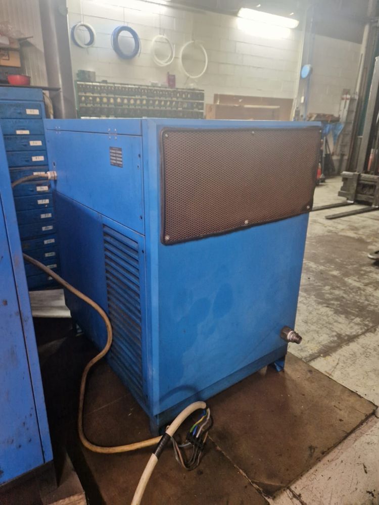 Инверторен винтов компресор Almig 30kw