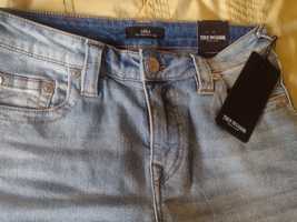 продам джинсы true religion с канады