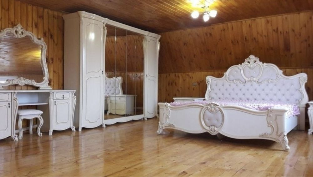 Спальный гарнитур Лорена, полный комплект.