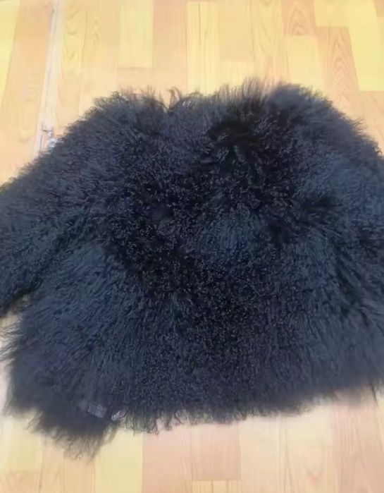 Палто от Естествен косъм Монголска вълна/ Монголско Агне