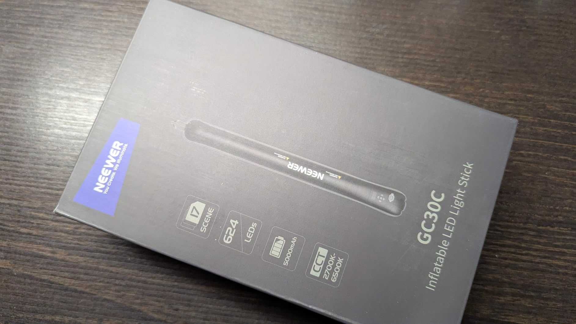 Neewer BASICS 30W Ръчна RGB филър лампа 90см, надуваема, 5000mAh-GC30C