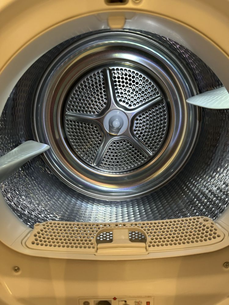 Сушилня Bosch AvaniXX 8 Self cleaner