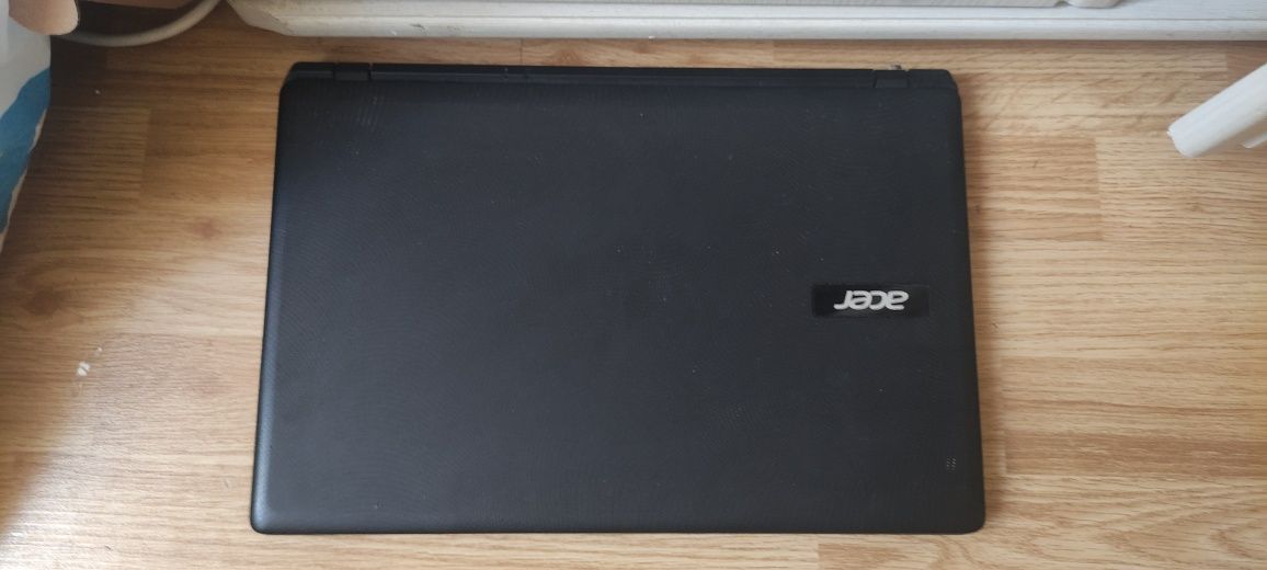 Carcasa Completa + Balamale + Tastatura - Acer Aspire ES1-520