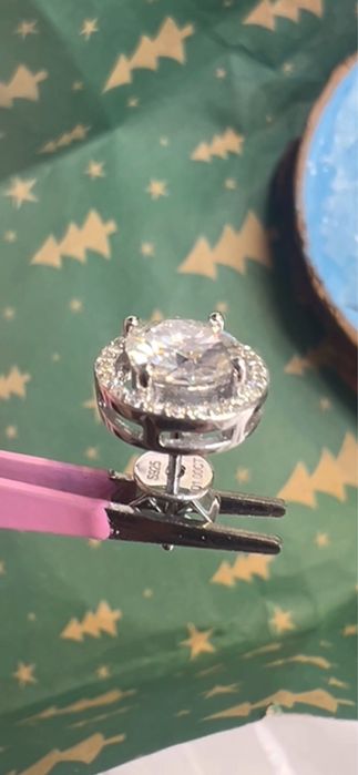 Cercei rotunzi 2 CT cu moissanite