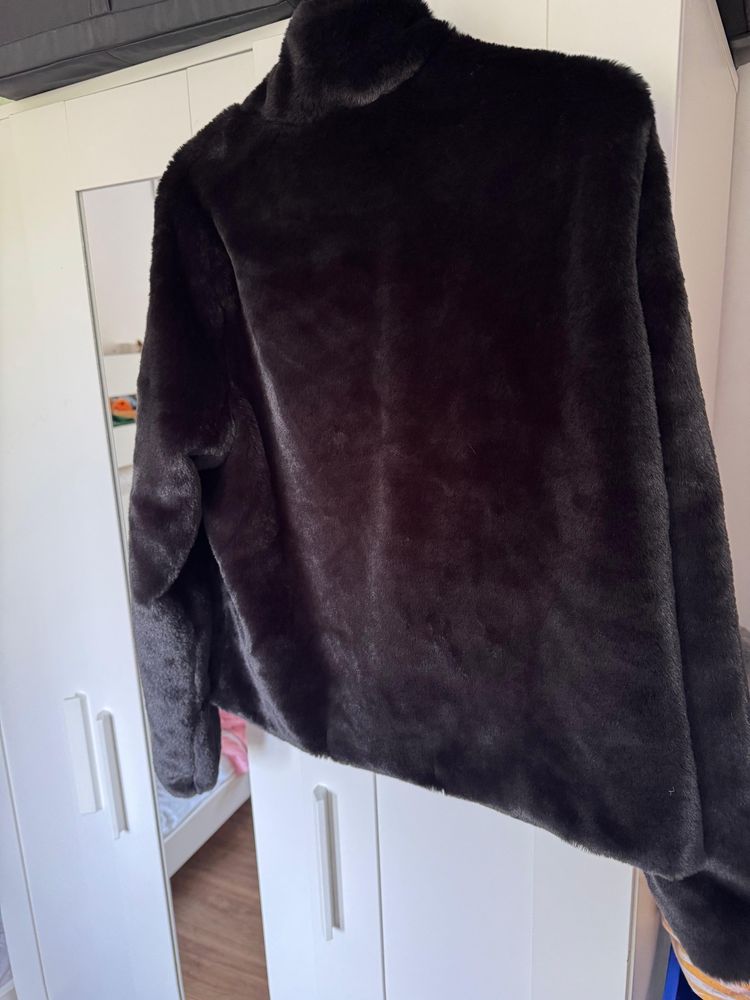 Haina Only, blana artificiala, neagra, marimea L