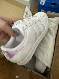 Adidas superstar