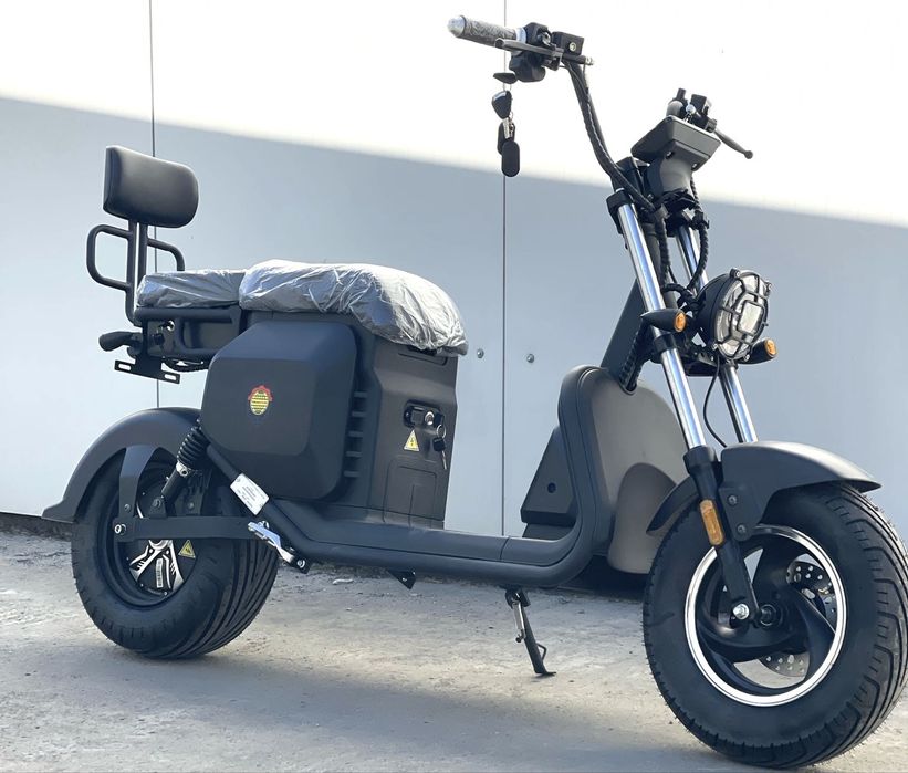 Scuter electric 702S nou cu garantie