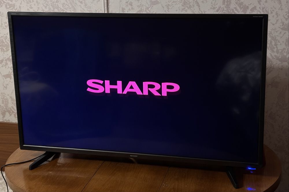 Смарт Телевизор Sharp - 40 инча