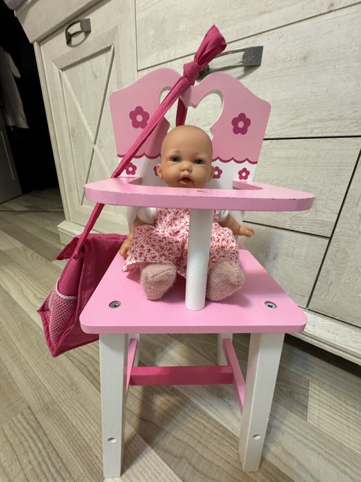 Papusa fetita Petit Gorda, cu hainute rosii, Antonio Juan