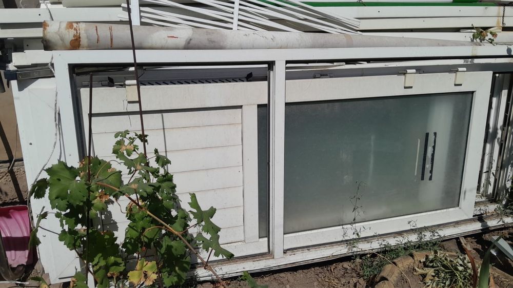 Продам пластиковые двери разных размеров