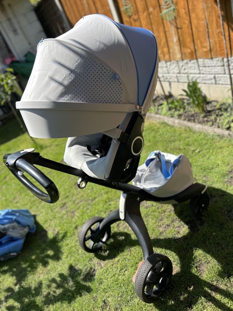 Vând caruț Stokke V5 editie limitată Ofer cadou balansoar Stokke Steps