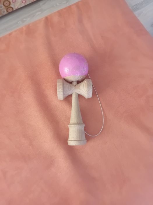 Vând kendama pt începători