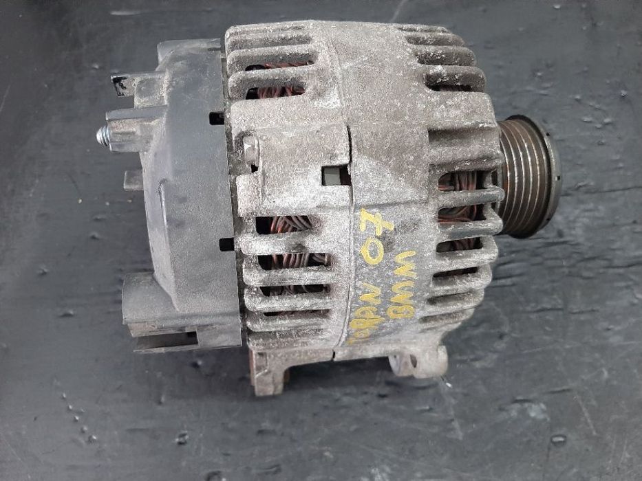 Alternator 2.0 tdi audi a3 8p a4 b8 a5 8f vw touran golf 6 passat b7  06f903023c