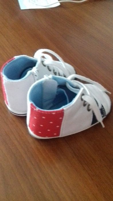Papuci bebelusi