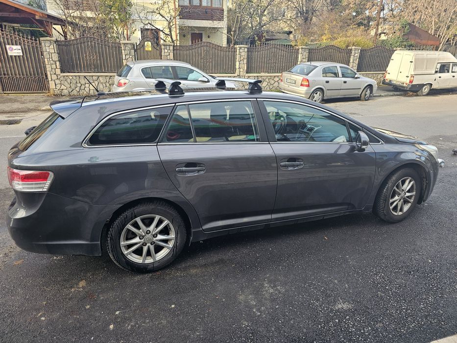 Toyota avensis, 1.8 benzina, automata