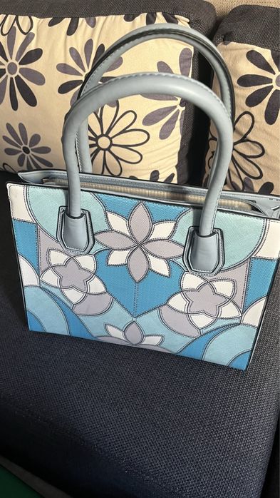 Geanta femei flori albastru alb