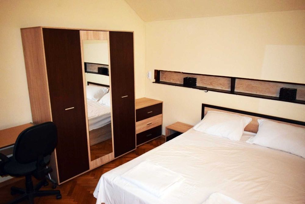 Дава се под наем Двустаен апартамент в София, Център - 50 кв.м за 400 € - Снимка #2