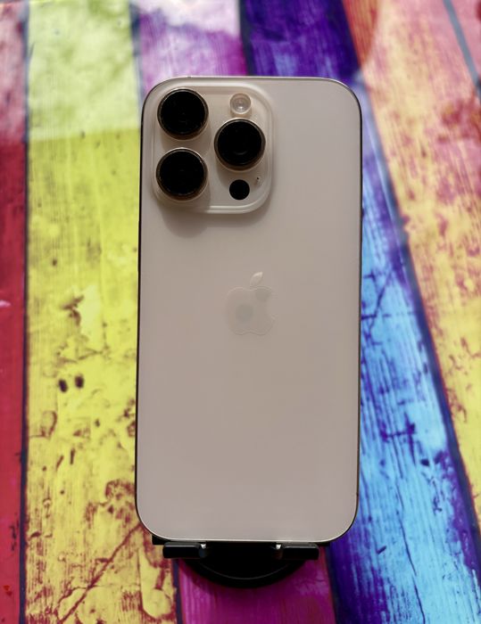 Iphone 16 pro Desert titanium gold 10/10