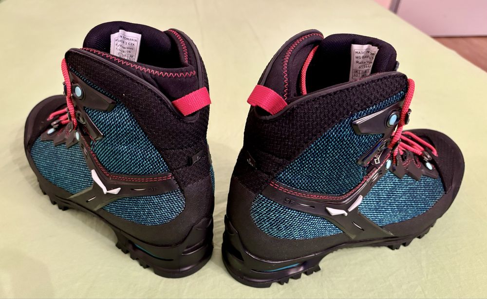 SALOMON номер 37,5 и SALEWA ном 38,5 туристически обувки, маратонки