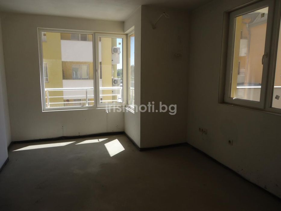 Продава се Тристаен апартамент в София, Манастирски ливади - 109 кв.м за 2523 €/кв.м - Снимка #2