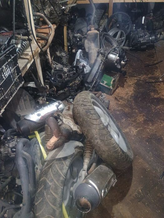 Vând piese pt scutere ATV moto imp italia