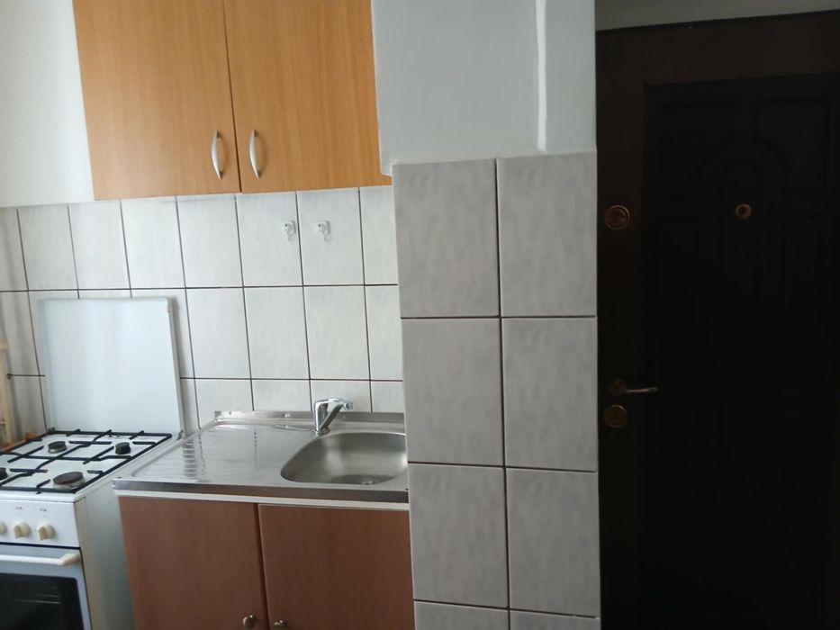 Vand garsoniera locuibila