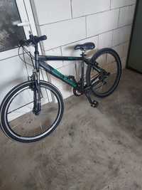 Продавам алуминиев велосипед 26"
