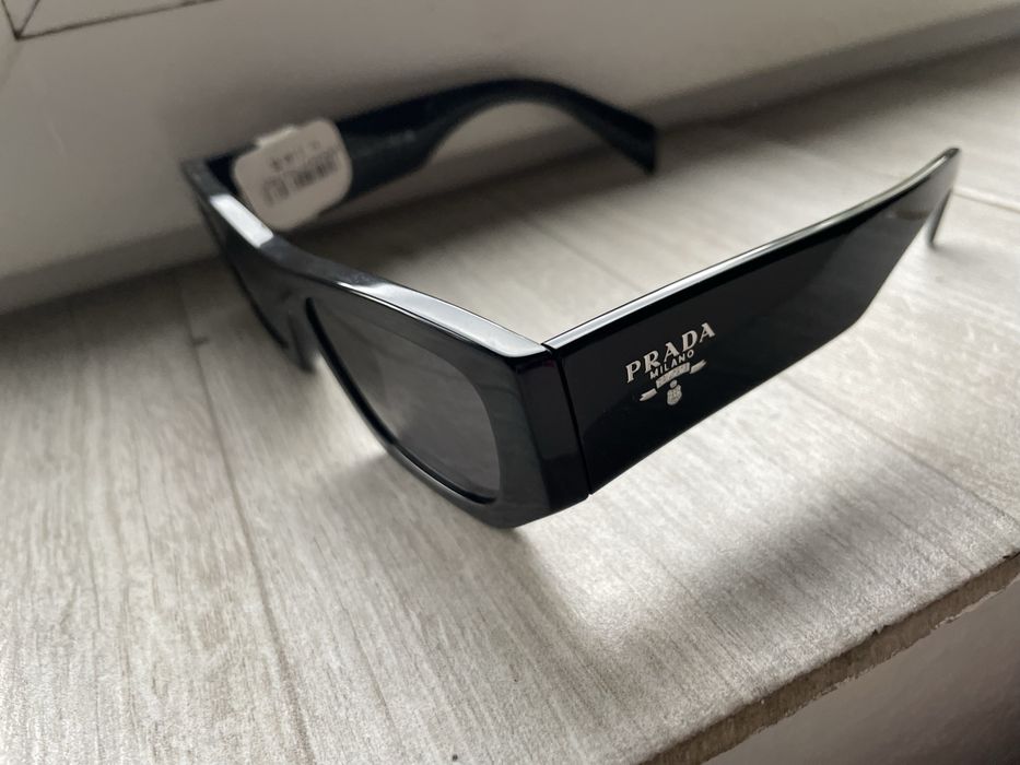 ochelari prada noi