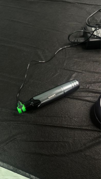 Машинка для пемамента почти новая